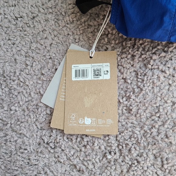 NWT On Running Unisex On Cap - Picture 7 of 9